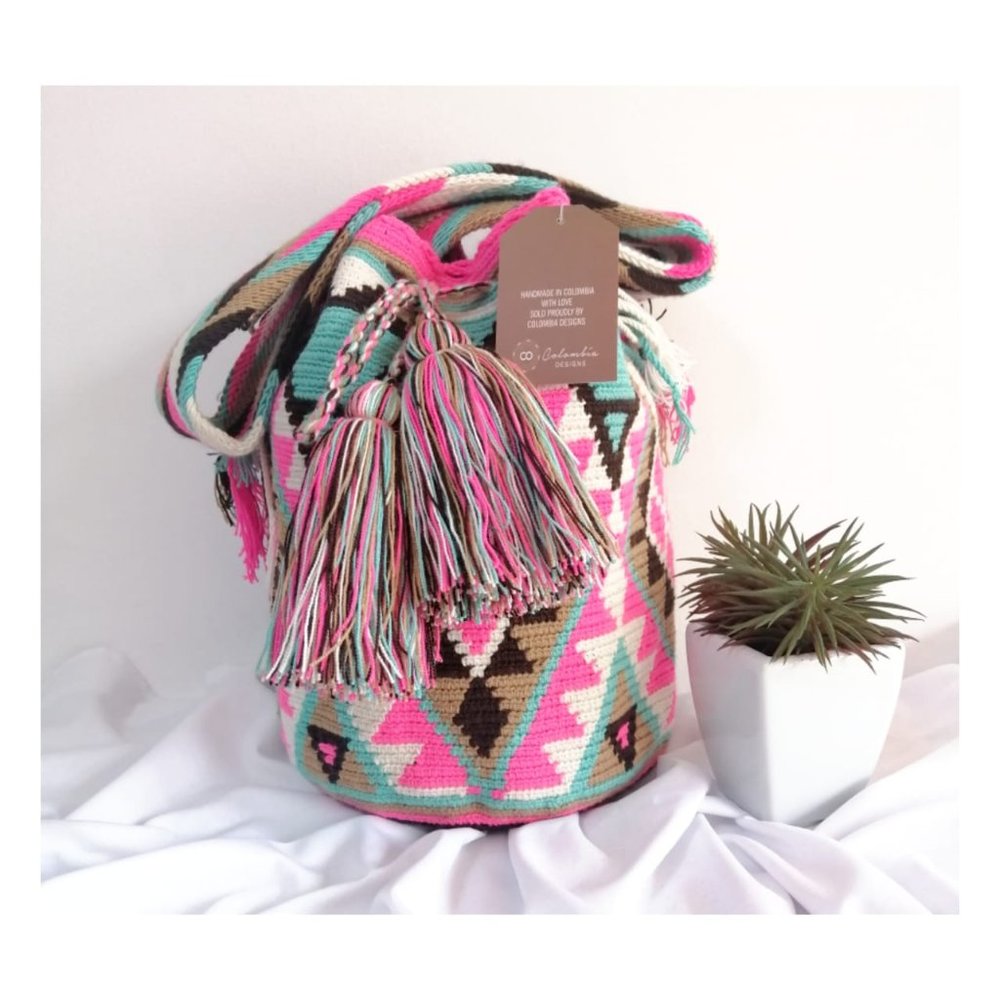 SOLD Geometric Multicolor Wayuu Bag